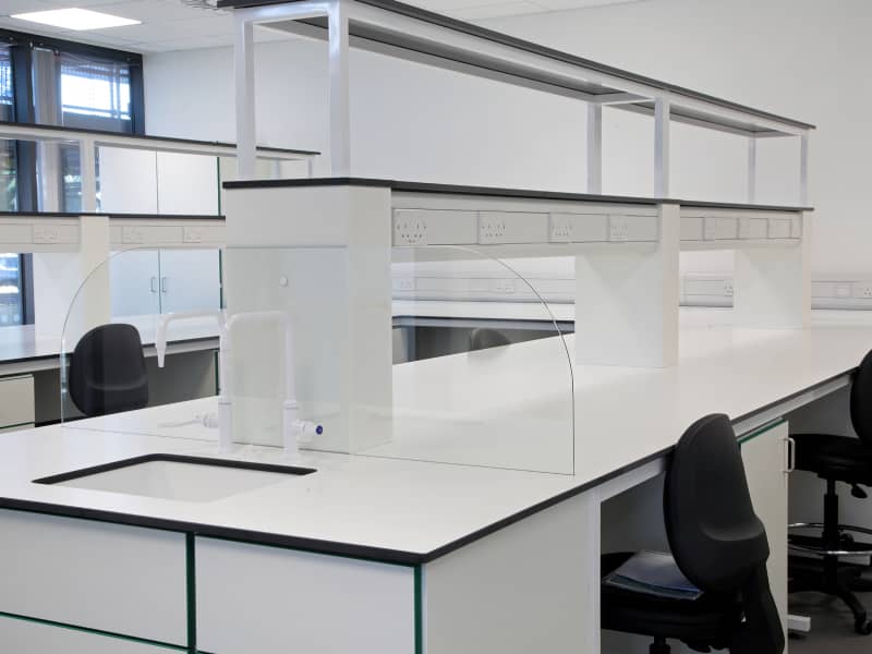  實(shí)驗(yàn)室裝修成本省30%？這些材料選擇與施工技巧沒人會(huì)告訴你